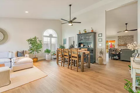 Dining - 9205 Piccadilly Cir, Windsor, CA 95492 photo 1 of 2