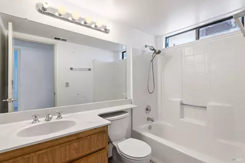 201 Voyager Dr, Vallejo, CA 94590 photo 25