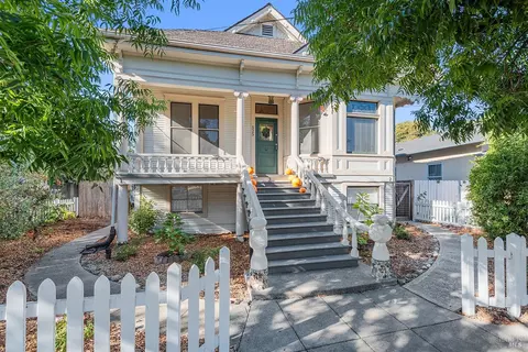 525 A St, Santa Rosa, CA 95401