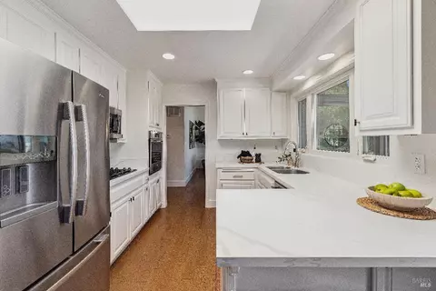 402 Ridge Rd, Novato, CA 94947 photo 18