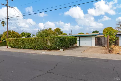 807 Rincon Way, San Rafael, CA 94903