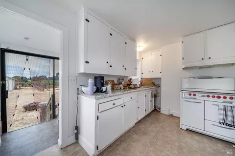 1049 4th Ave, Napa, CA 94559 photo 12