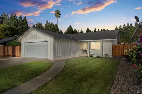 6406 Sequoia St, Rohnert Park, CA 94928