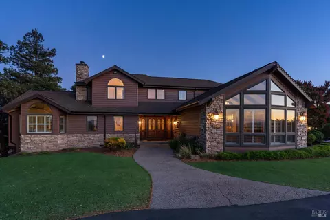 1901 Mountain View Ave, Petaluma, CA 94952