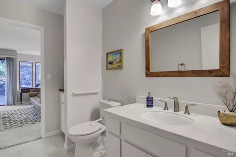 8 Elegant Tern Rd, Novato, CA 94949 photo 10