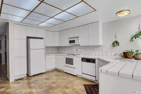 8 Elegant Tern Rd, Novato, CA 94949 photo 7