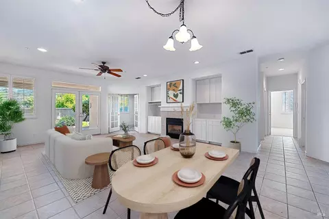 149 Porterfield Creek Dr, Cloverdale, CA 95425
