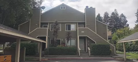 227 Enterprise Dr, Rohnert Park, CA 94928
