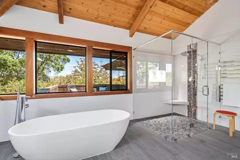 19070 Baytree Ln, Sonoma, CA 95476 photo 20