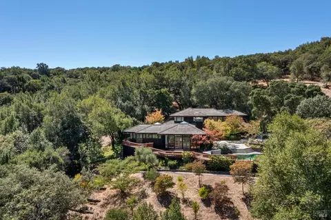 19070 Baytree Ln, Sonoma, CA 95476