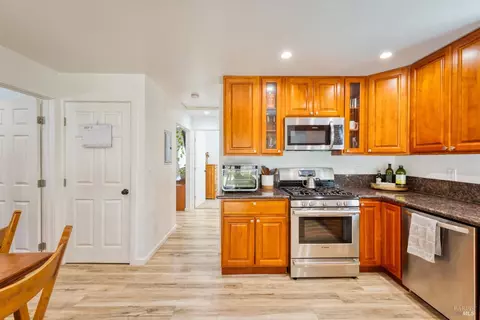 32067 Mccray Rd, Cloverdale, CA 95425 photo 14