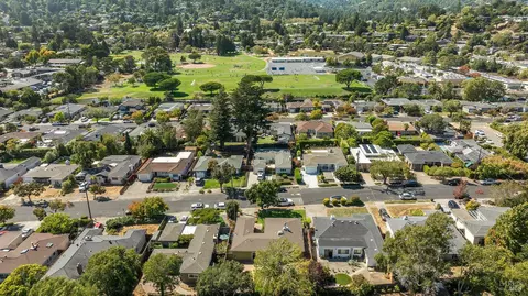 19 Lakeside Dr, Corte Madera, CA 94925 photo 24
