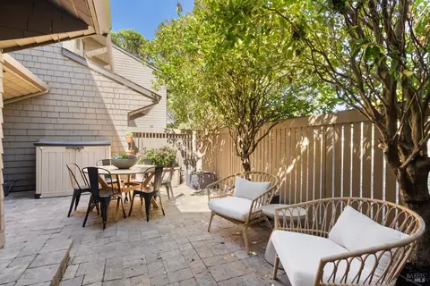 6 Willow Ln, Sausalito, CA 94965 photo 17