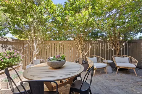 6 Willow Ln, Sausalito, CA 94965 photo 15