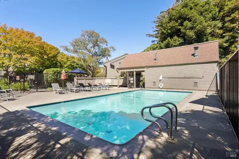6 Willow Ln, Sausalito, CA 94965 photo 27