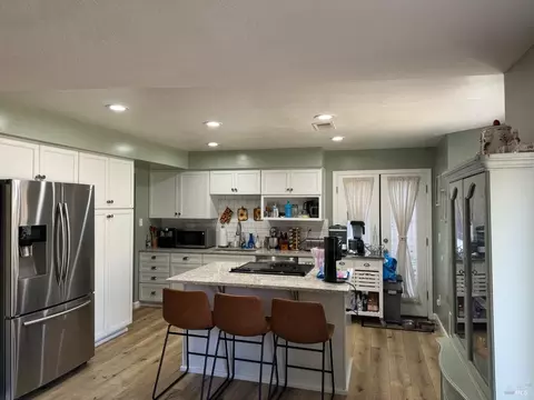 448 Elder St, Vacaville, CA 95688 photo 3
