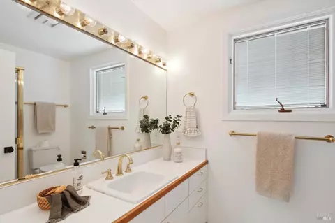 101 Granada Dr, Corte Madera, CA 94925 photo 27