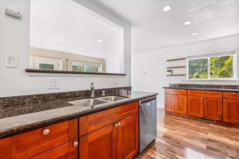 619 Drake Ave, Sausalito, CA 94965 photo 20