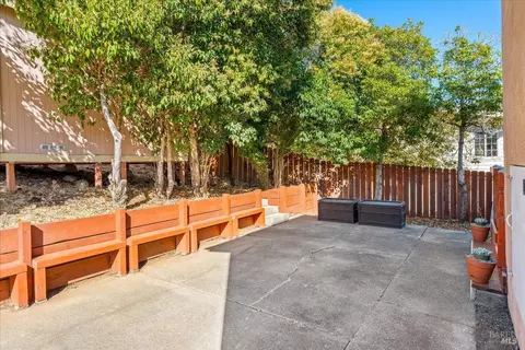619 Drake Ave, Sausalito, CA 94965 photo 41