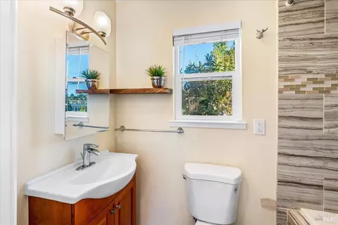 619 Drake Ave, Sausalito, CA 94965 photo 21