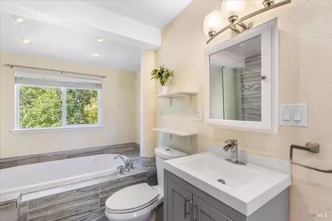 619 Drake Ave, Sausalito, CA 94965 photo 28