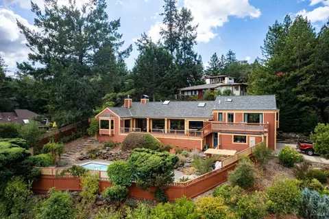 365 Gemma Cir, Santa Rosa, CA 95404