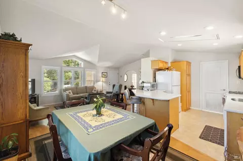 102 Hermosillo Dr, Sonoma, CA 95476 photo 8