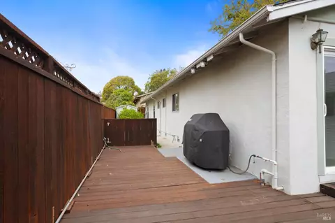 1305 Rollingwood Dr, Vallejo, CA 94591 photo 27