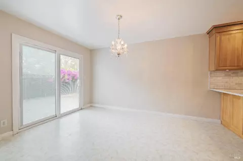 1305 Rollingwood Dr, Vallejo, CA 94591 photo 11