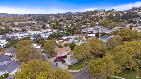 1305 Rollingwood Dr, Vallejo, CA 94591 photo 32