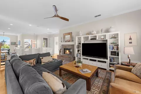 124 Skyview Pl, Vacaville, CA 95687 photo 5