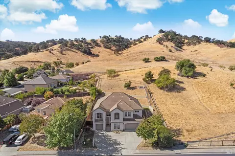 124 Skyview Pl, Vacaville, CA 95687 photo 2