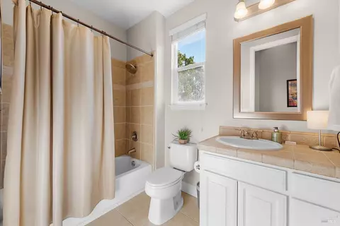 124 Skyview Pl, Vacaville, CA 95687 photo 24