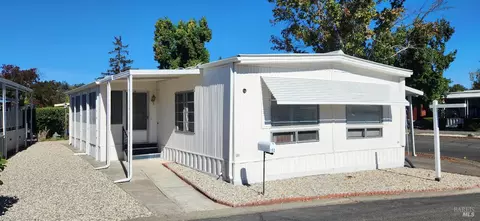 162 Larkspur Dr, Santa Rosa, CA 95409