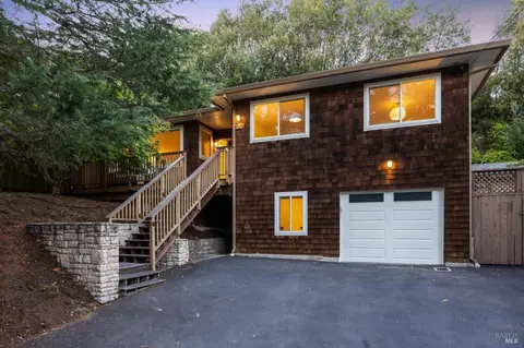 320 N Ferndale Ave, Mill Valley, CA 94941