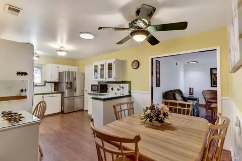 1710 Sequoia St, Napa, CA 94558