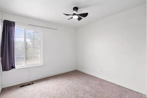 686 Alpine Ct, Fairfield, CA 94534 photo 28