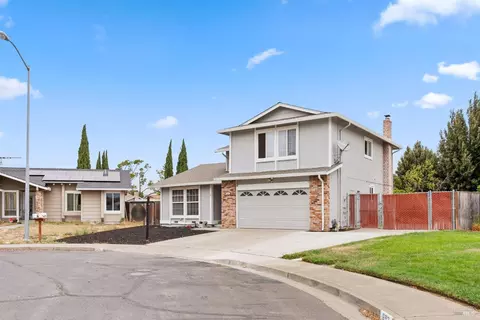 686 Alpine Ct, Fairfield, CA 94534 photo 2