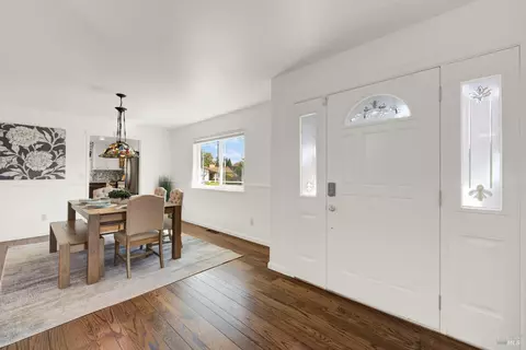 Entry Way - 1863 Winston Ct, Fairfield, CA 94534 photo 2 of 3