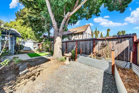 Exterior - 1863 Winston Ct, Fairfield, CA 94534 photo 6 of 18