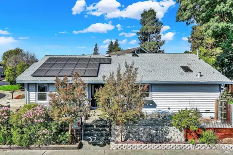 Exterior - 1863 Winston Ct, Fairfield, CA 94534 photo 15 of 18