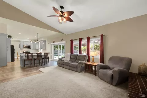 Living - 320 Limerick Way, Vacaville, CA 95688 photo 4 of 4