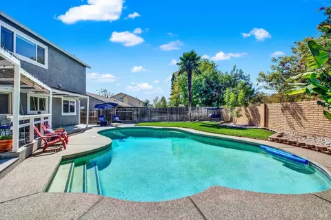 Exterior - 320 Limerick Way, Vacaville, CA 95688 photo 26 of 31