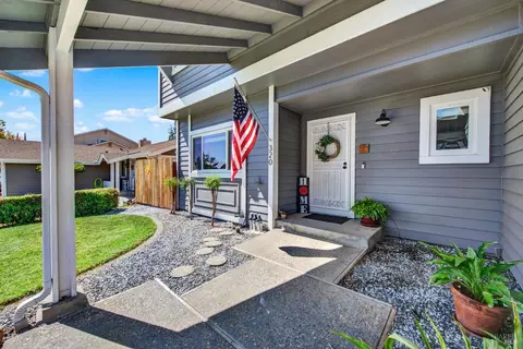 Exterior - 320 Limerick Way, Vacaville, CA 95688 photo 11 of 31