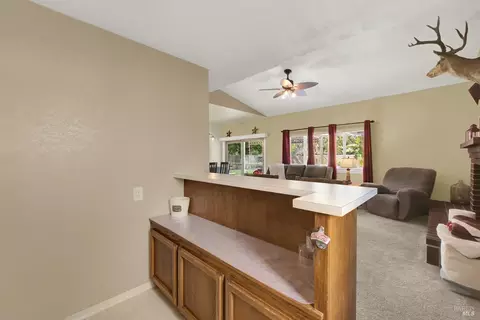 Entry Way - 320 Limerick Way, Vacaville, CA 95688 photo 9 of 12