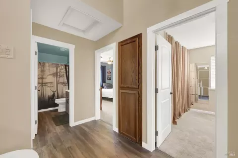 Entry Way - 320 Limerick Way, Vacaville, CA 95688 photo 11 of 12