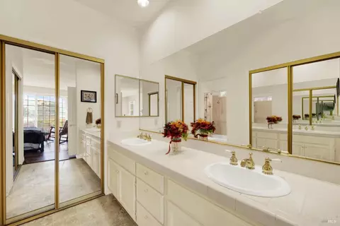 216 E 2nd St, Benicia, CA 94510 photo 52