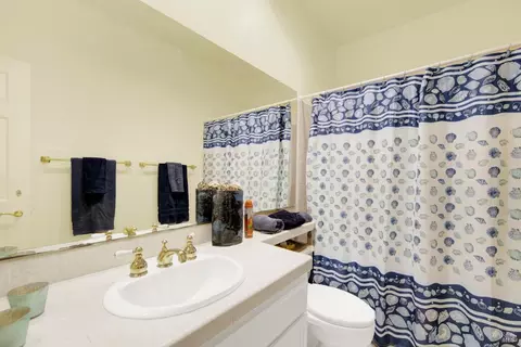 216 E 2nd St, Benicia, CA 94510 photo 43