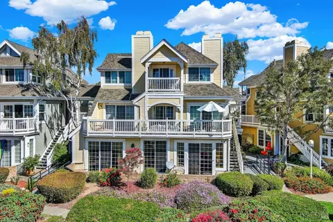 216 E 2nd St, Benicia, CA 94510