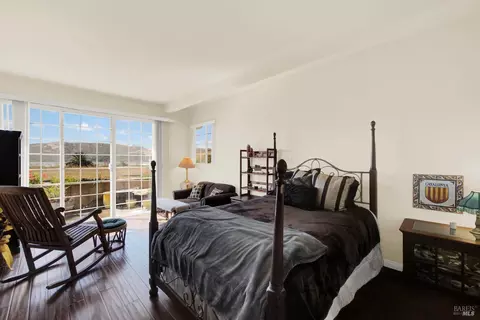 216 E 2nd St, Benicia, CA 94510 photo 45